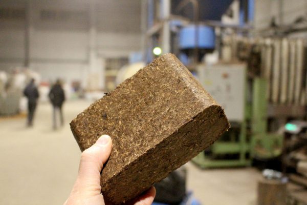 RUF bark Briquettes